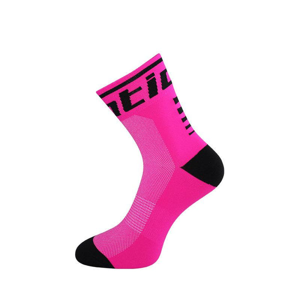 2017 Santic Cycling Socks Men Women Breathable Elastic Running Bike Basketball Soccer Sport Socks Calcetines Chaussette Cyclismo